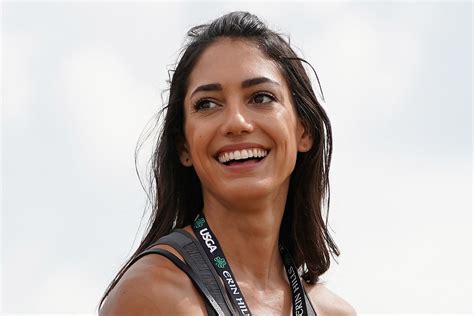 Meet Allison Stokke, stunning model wife of Rickie。